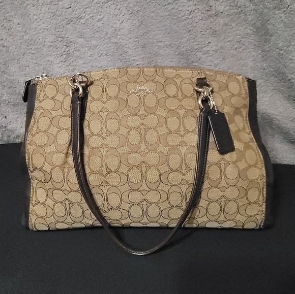 Coach Signature Christie Carryall Tote Shoulder Bag F36721 - Picture 1 of 17